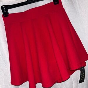 NWT Red Textured Skater Skort with Hidden Pockets - Hey Girl Brand - Women’s S